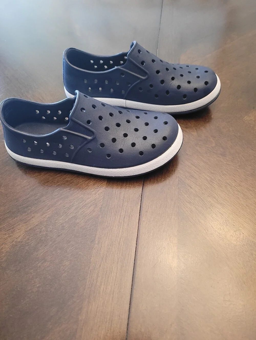 Cat & Jack Navy Blue Slip-On Kids Water Shoes Size 11